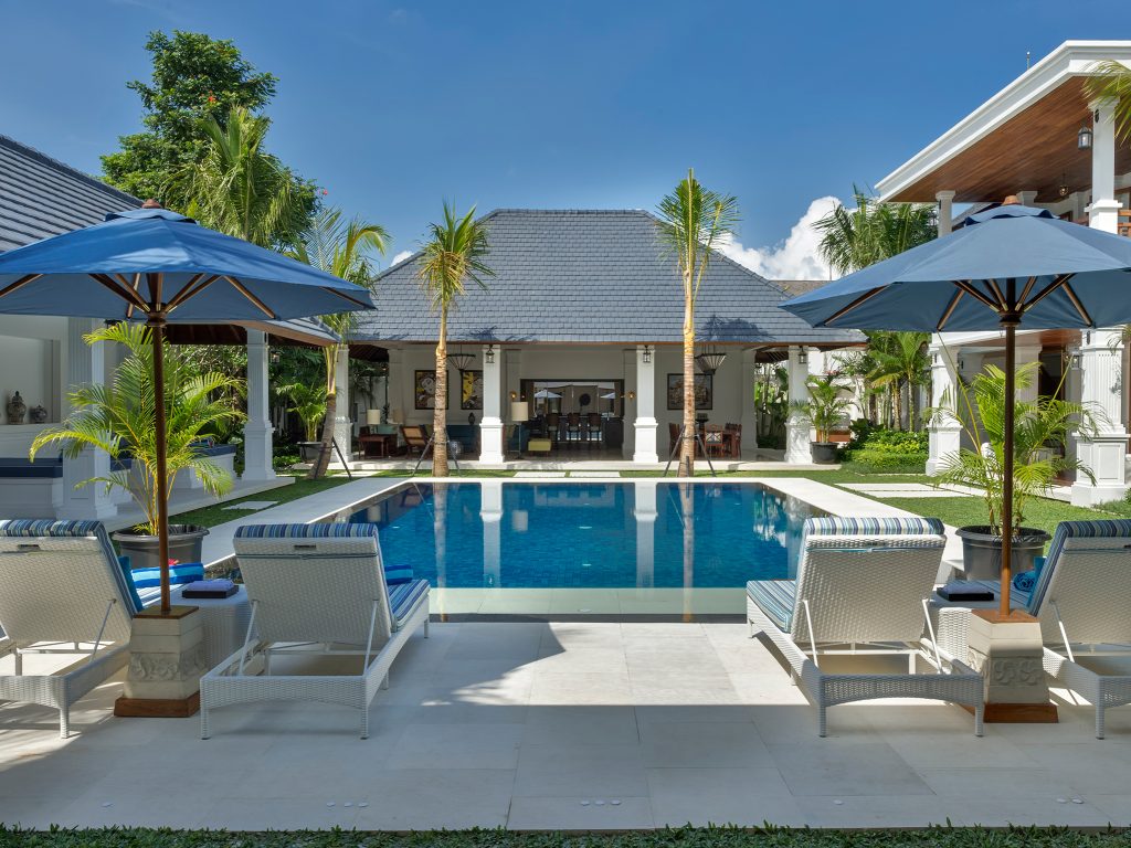 1. Villa Windu Asri – Pool seating