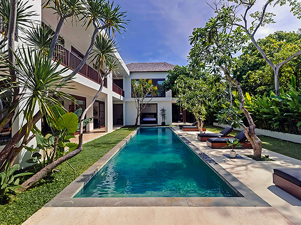 Book Villa Amara Pradi Seminyak: 4-Bedroom Holiday Villa in Bali