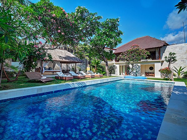 Book Villa Casa Evaliza Seminyak: 5-Bedroom Luxury Villa in Bali