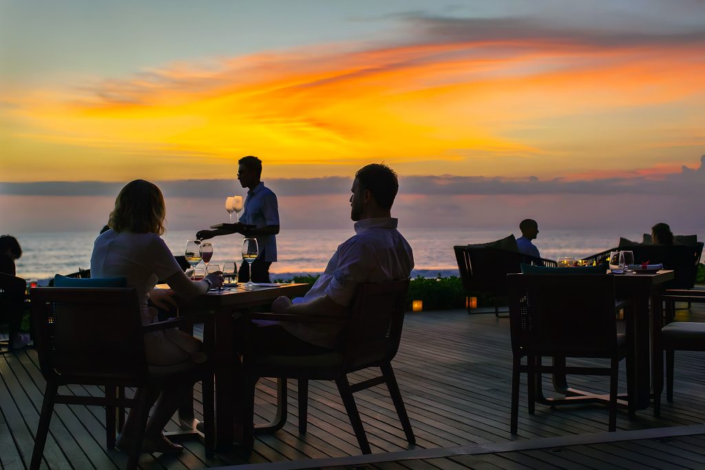 Best Beachfront Dining in Seminyak | Beachfront Restaurant in Seminyak