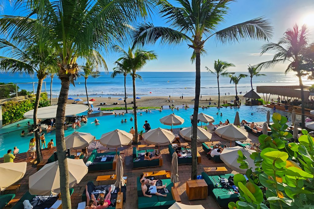 Potato Head Beach Club Seminyak Bali: A Stylish Icon of Sustainability, Sunset, and Sophistication