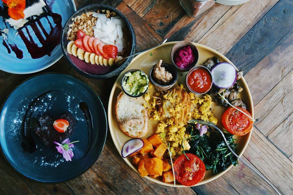 Top Vegan and Vegetarian Restaurants in Seminyak: Eat Healthy in Paradise