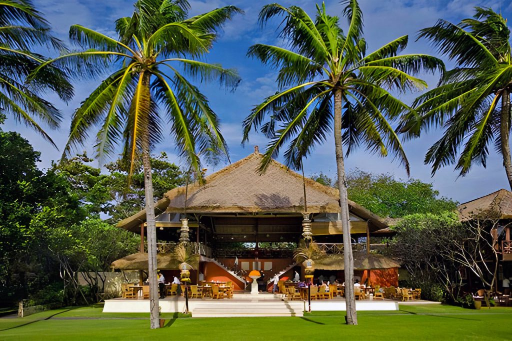 La Lucciola Seminyak: A Timeless Beachfront Gem for Lovers of Italian Cuisine